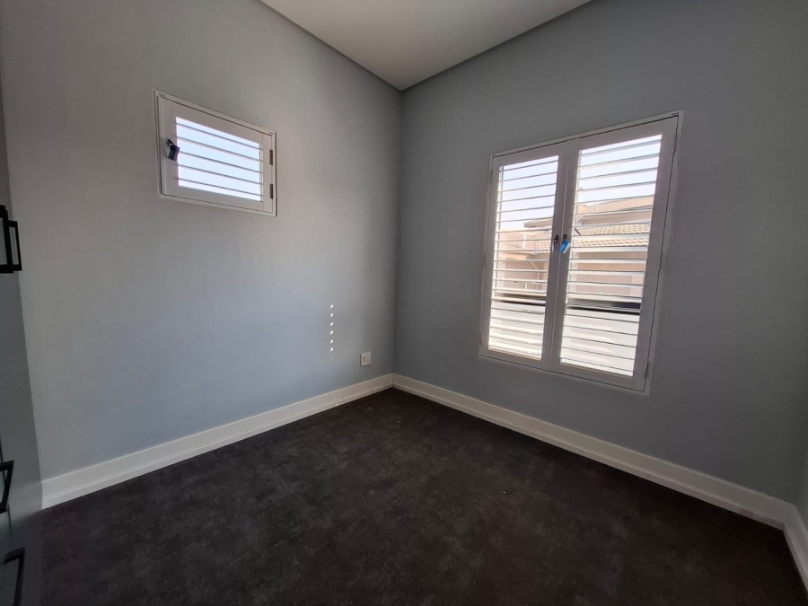 5 Bedroom Property for Sale in Somerton Estate Free State